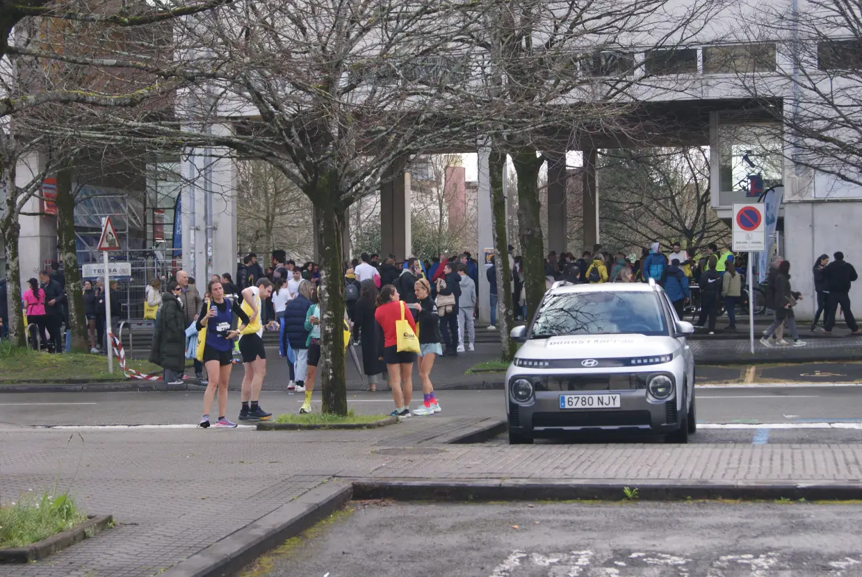 carrera primavera Landoo 011 carrera primavera Landoo 011
