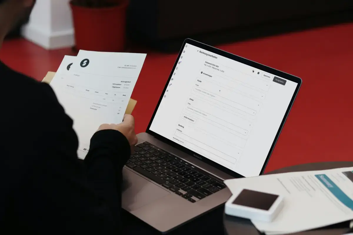 Integración del software Odoo ERP con el sistema Verifactu de la Agencia Tributaria para envío de facturas.
